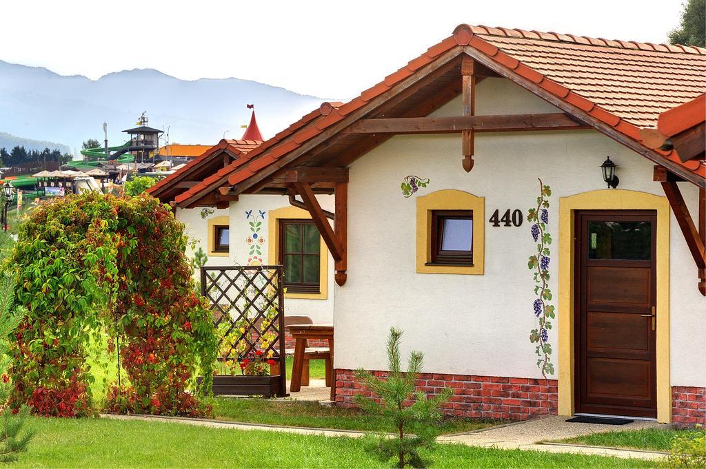 Chatka Aqua440 Tatralandia ลิฟตอฟสกีมิคูลาช ภายนอก รูปภาพ